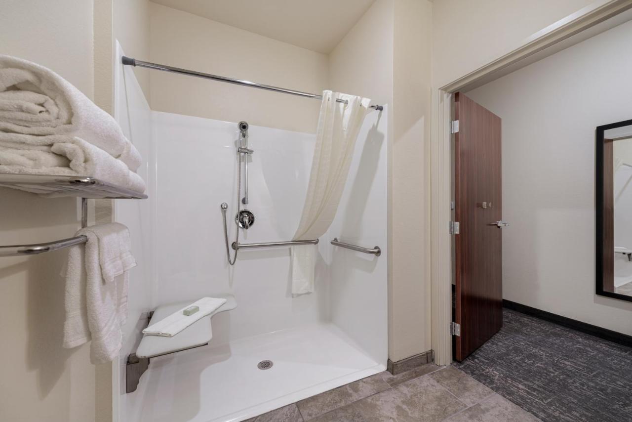 Cobblestone Inn & Suites - Brookville Экстерьер фото