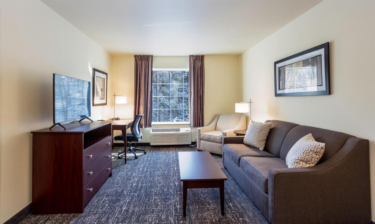 Cobblestone Inn & Suites - Brookville Экстерьер фото