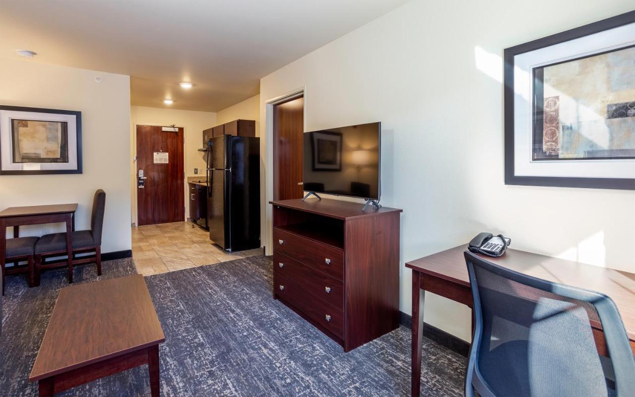 Cobblestone Inn & Suites - Brookville Экстерьер фото