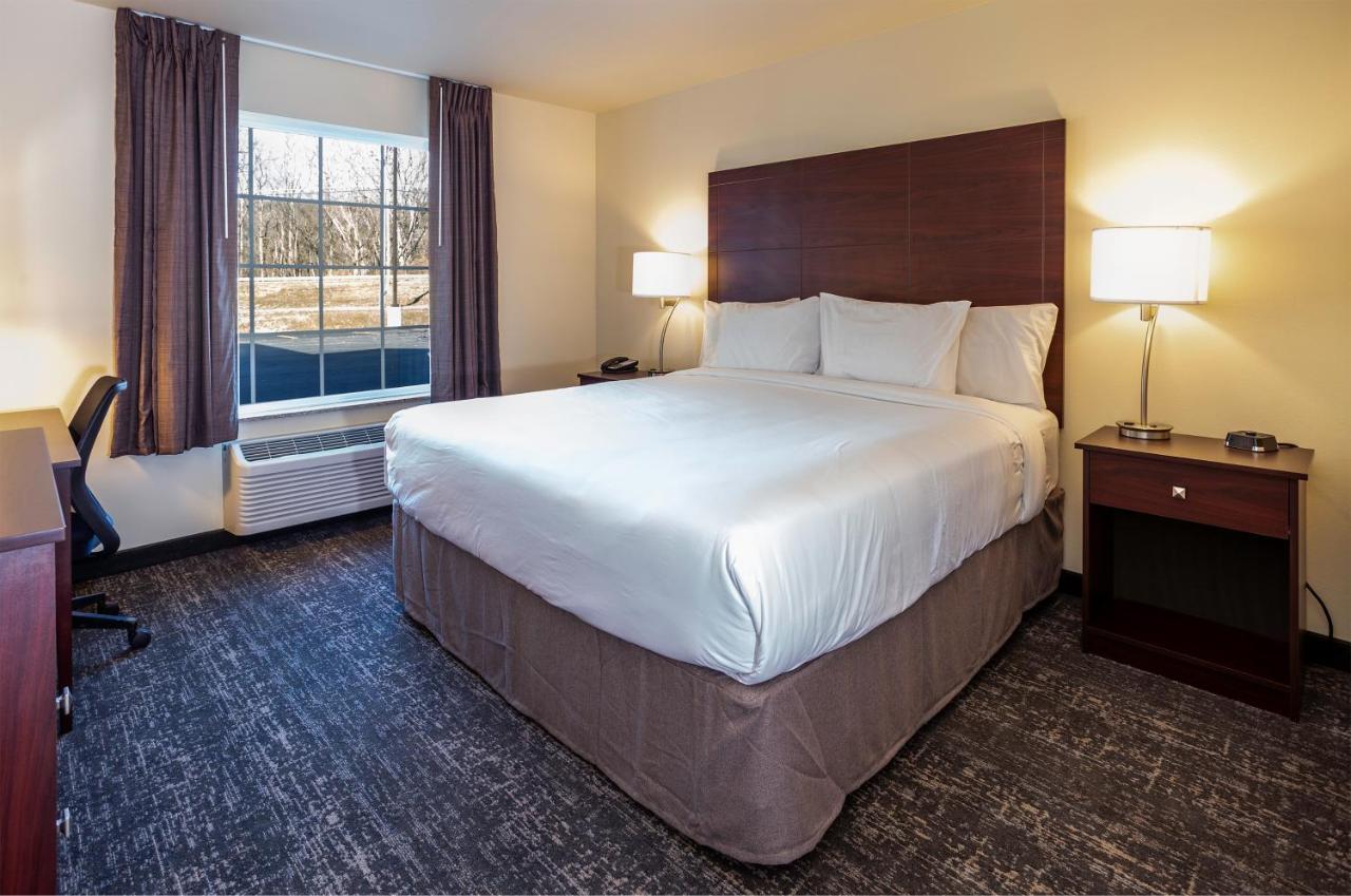 Cobblestone Inn & Suites - Brookville Экстерьер фото